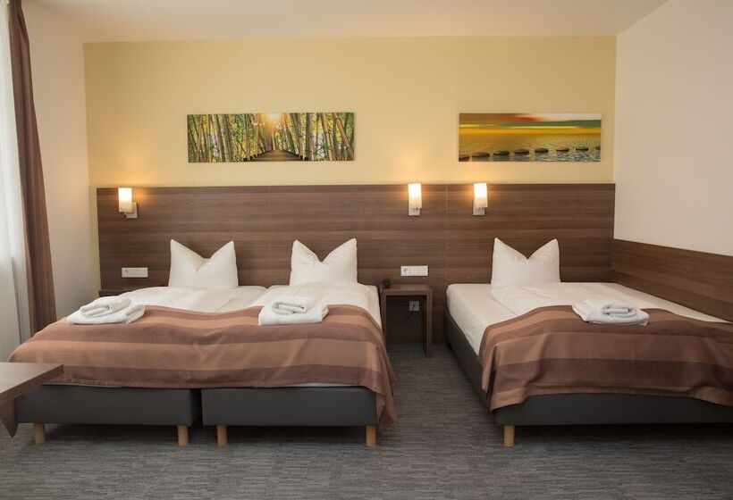 اتاق استاندارد سه نفره, Goethe Conference Hotel By Trip Inn