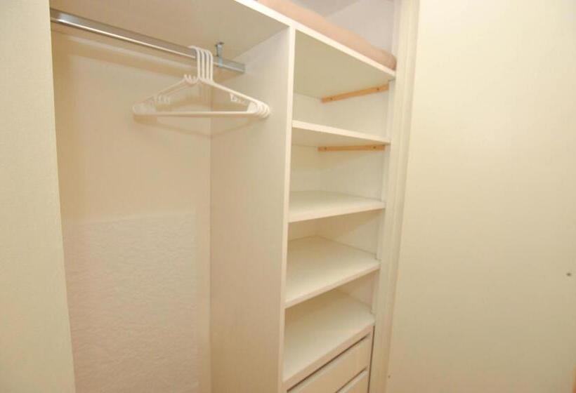 4 Bett Standardzimmer, Acqua