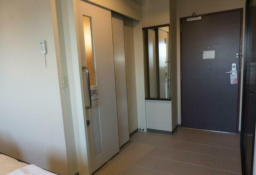 חדר אקונומי, Aston Plaza Himeji