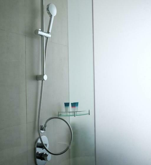 Deluxe Værelse, Four Points By Sheraton Jakarta Thamrin