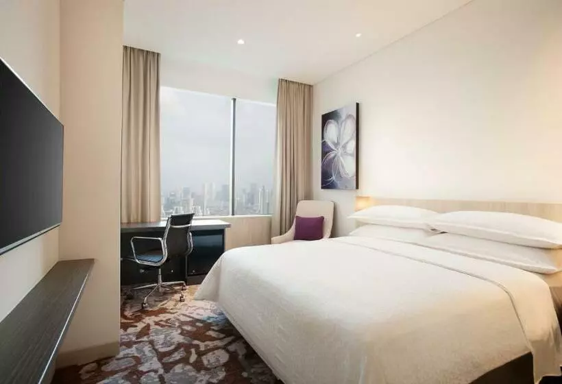 キングサイズベッドのスタンダードルーム, Four Points By Sheraton Jakarta Thamrin
