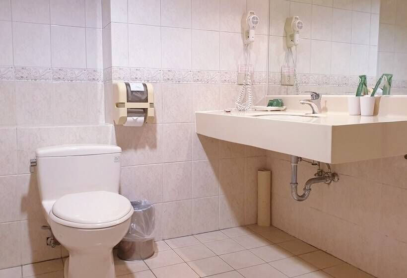 اتاق استاندارد چهار تخته, Green World Flora Annex