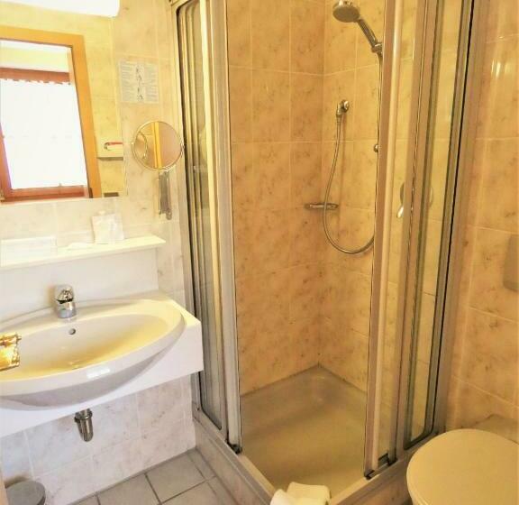 Номер Стандарт Вид на Горы, Königsseer Hof