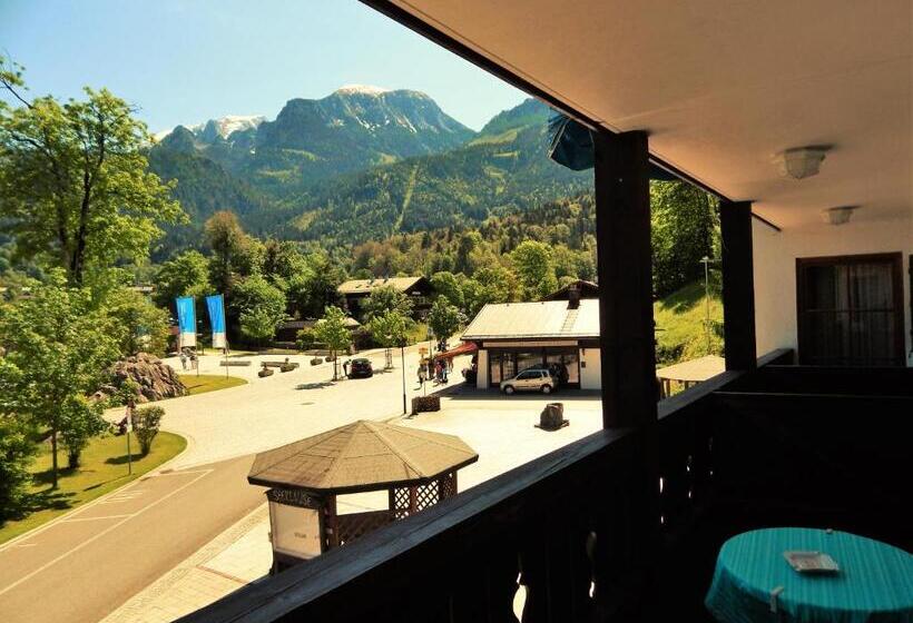 标准三人间, Königsseer Hof