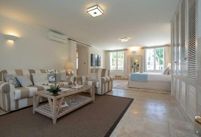 جناح, La Bastide Des Salins