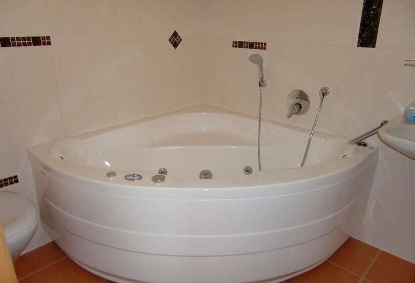 コンフォートルーム, Landhotel Fuchsbau