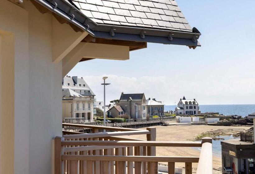 غرفة سوبيريور مطلّة علي البحر مزودة بشُرفة, Les Vikings