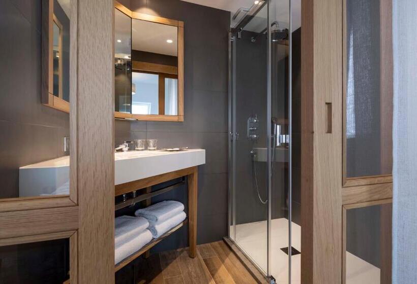 Prestige Room Sea View, Les Vikings