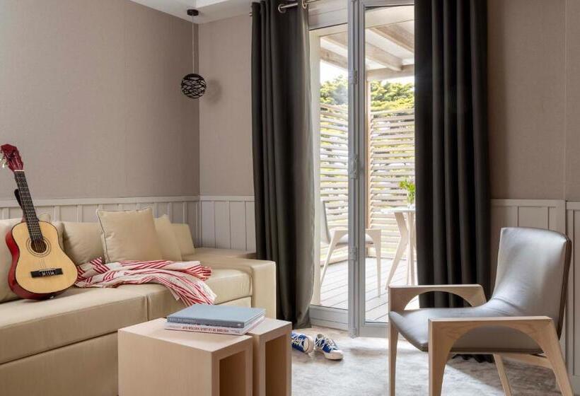 جناح مطلّ علي البحر, Les Vikings