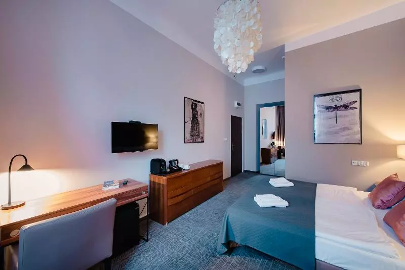 デラックスの４人部屋, Aparthotel Old Town