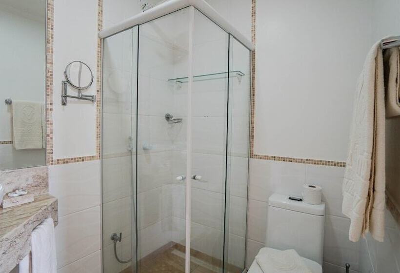 غرفة قياسية ثلاثية مزودة بشرفة, Pousada Villa Valentina