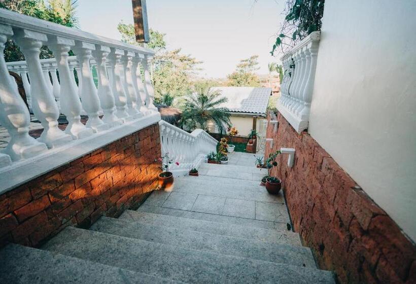 غرفة قياسية ثلاثية مزودة بشرفة, Pousada Villa Valentina