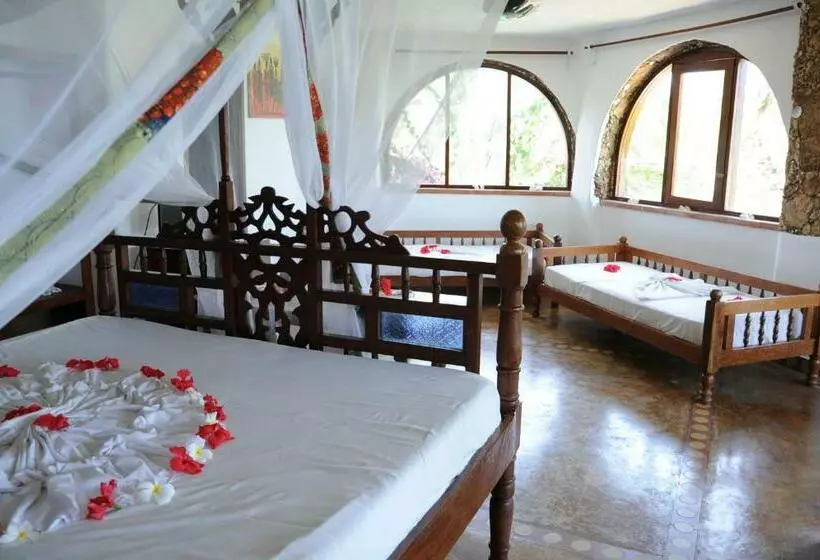 ファミリールーム, Samaki Lodge