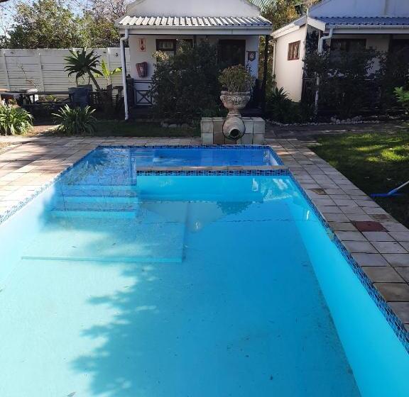 בית, חדר שינה 1, Alpine Inn