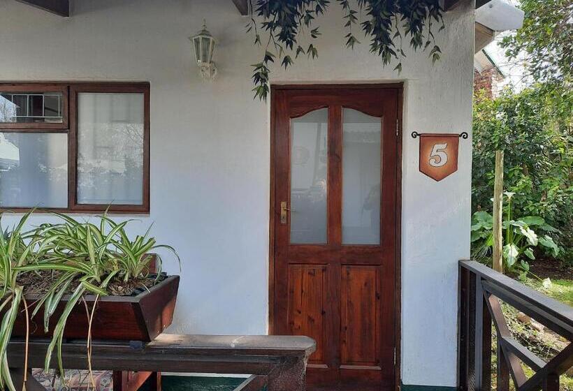 בית, חדר שינה 1, Alpine Inn