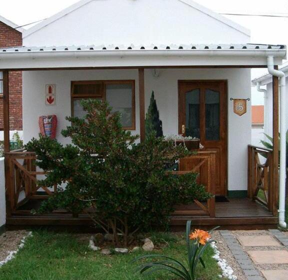 בית, חדר שינה 1, Alpine Inn