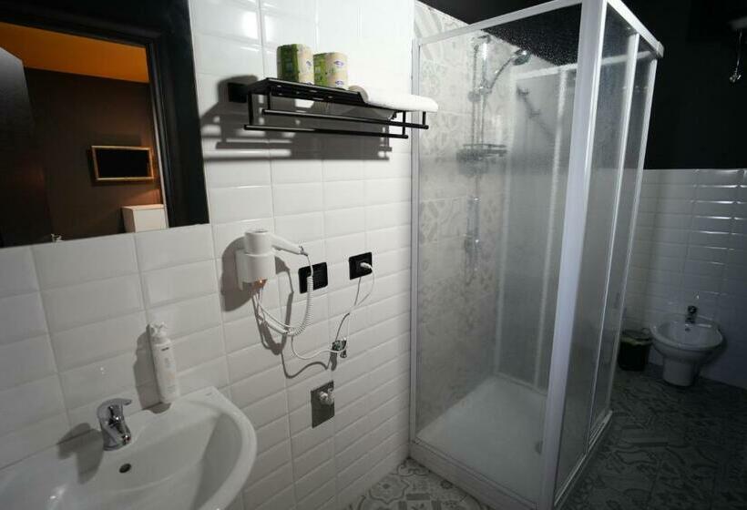 آپارتمان 1 خوابه با تراس, Ammare B&b