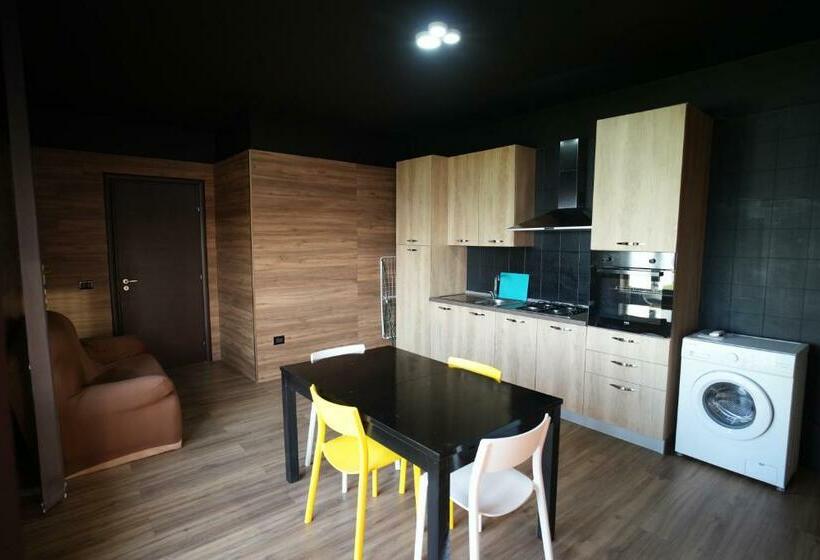 آپارتمان 1 خوابه با تراس, Ammare B&b