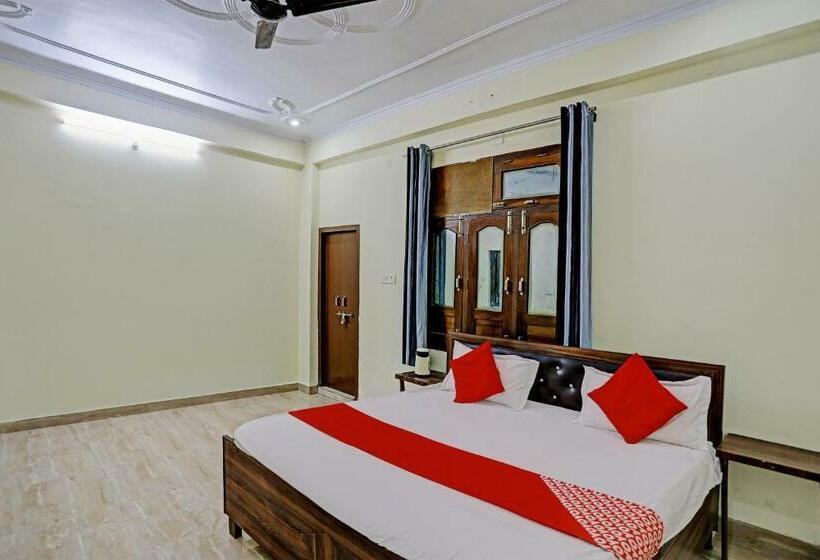 三人经典房间, Oyo Flagship Hotel Sunshine