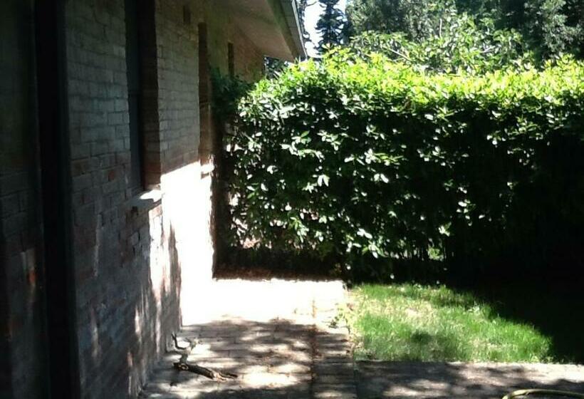 استودیوی استاندارد, Agriturismo Bio Femminella