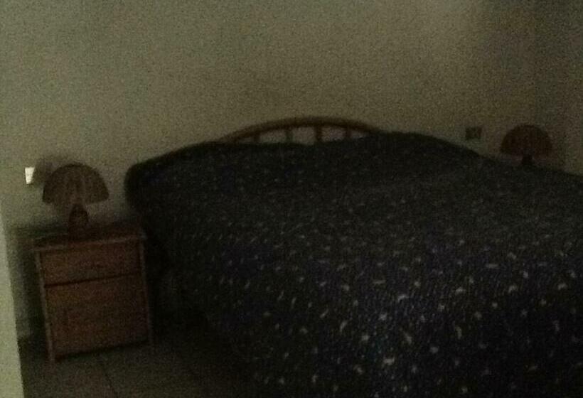 استودیوی لوکس, Agriturismo Bio Femminella