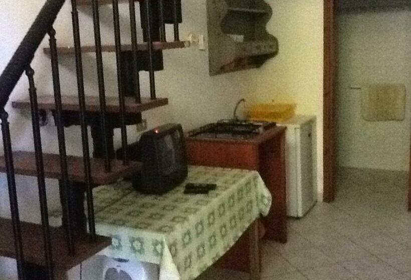 استودیوی لوکس, Agriturismo Bio Femminella