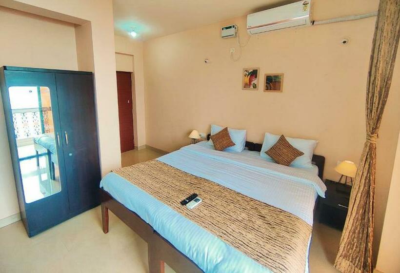 חדר דלוקס, Ekaar