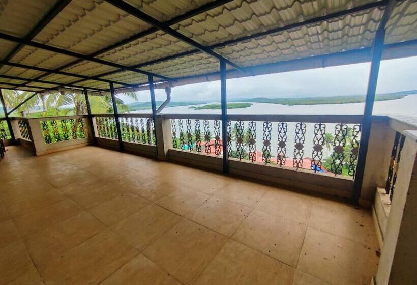 סוויטה נשיאותית, Ekaar