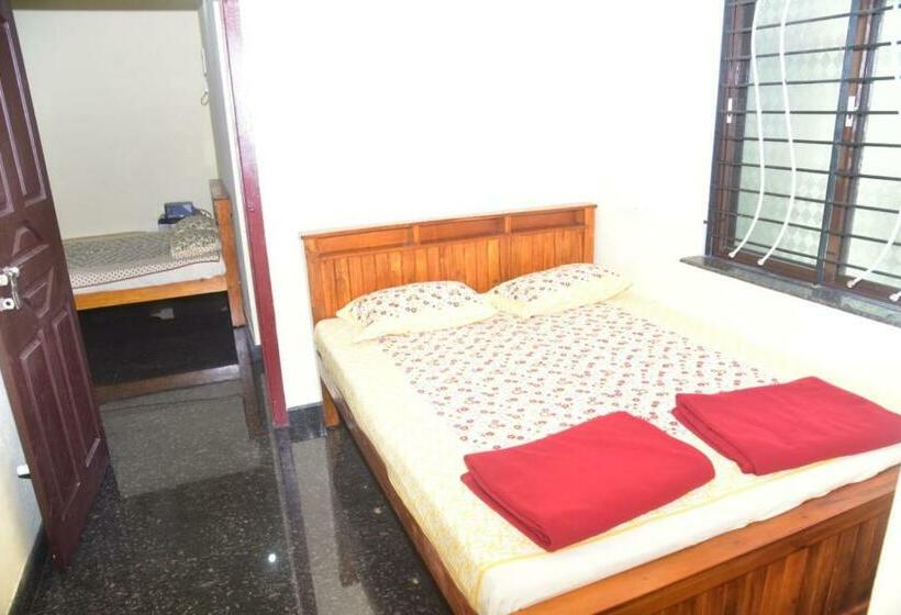 Номер Стандарт Вид на Парк, Devatha Homestay, Guest House,hotel,dharmasthala 1
