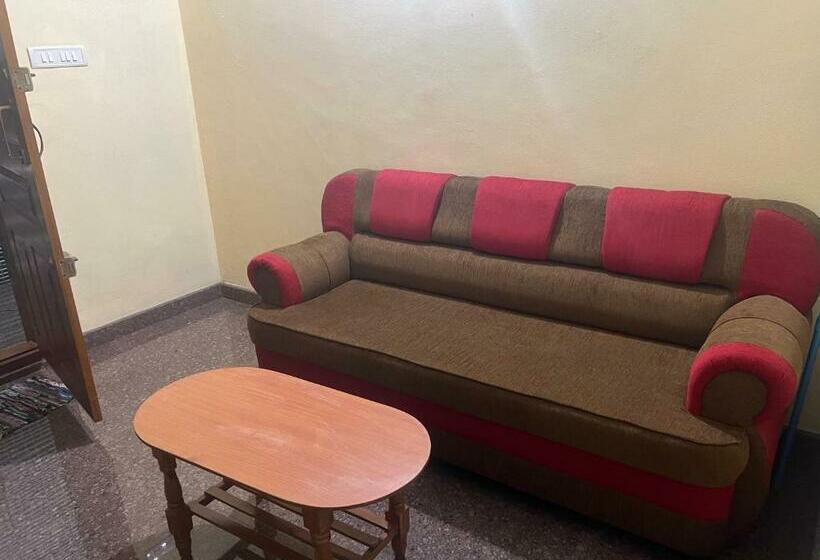 Quarto Estandar Vista Parque, Devatha Homestay, Guest House,hotel,dharmasthala 1