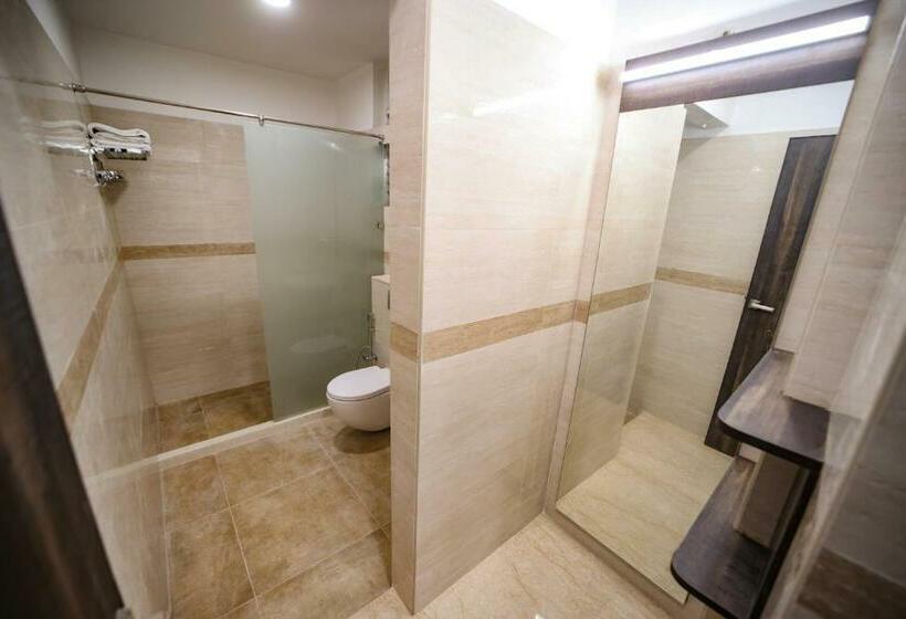 スーペリアースイート, Avenue 11 Premium Stays Madurai