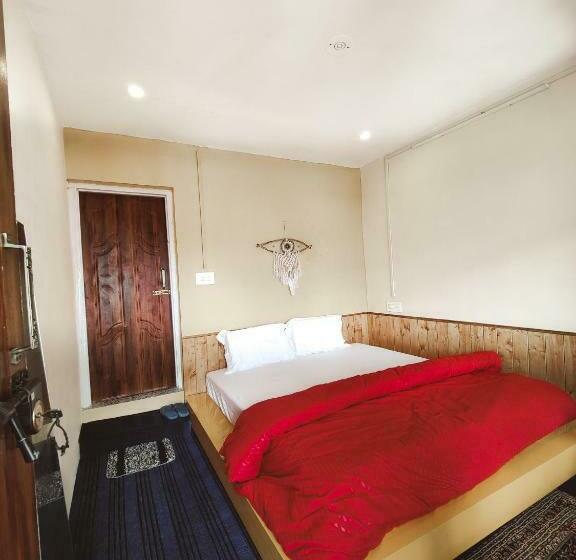 Quarto Deluxe com Sacada, Mitra Hostel Sonamarg