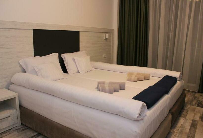 标准间, Casa Micle