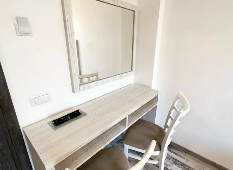 Standard-studio, Casa Micle