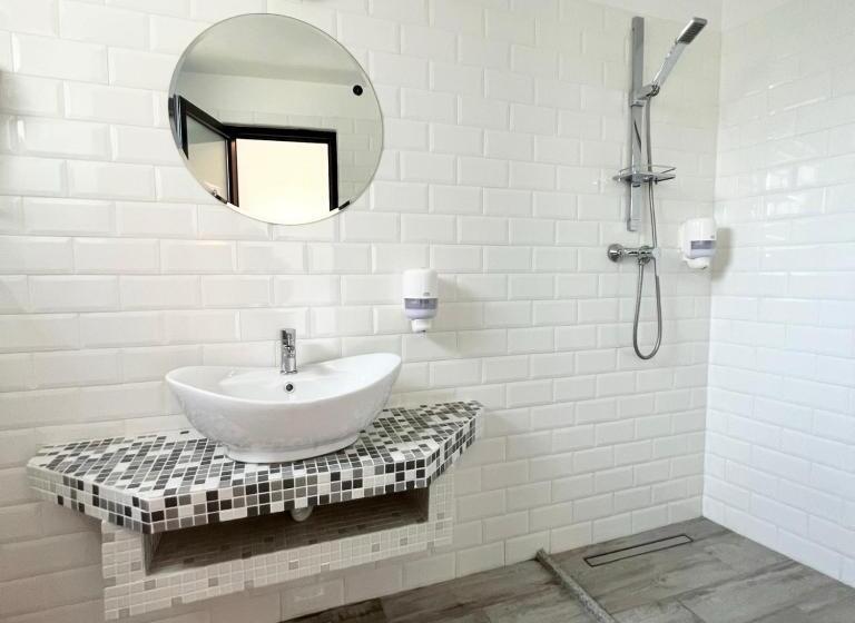 استودیوی استاندارد, Casa Micle