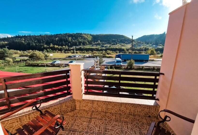 חדר סטנדרט עם מרפסת, Complex Caprioara Toplita