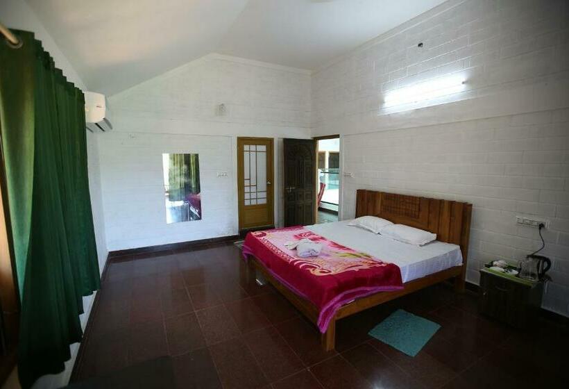 디럭스 룸 산전망, Humming Breeze Nature Retreat