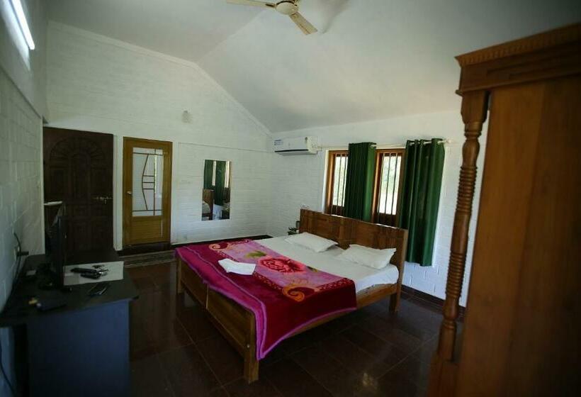 디럭스 룸 산전망, Humming Breeze Nature Retreat