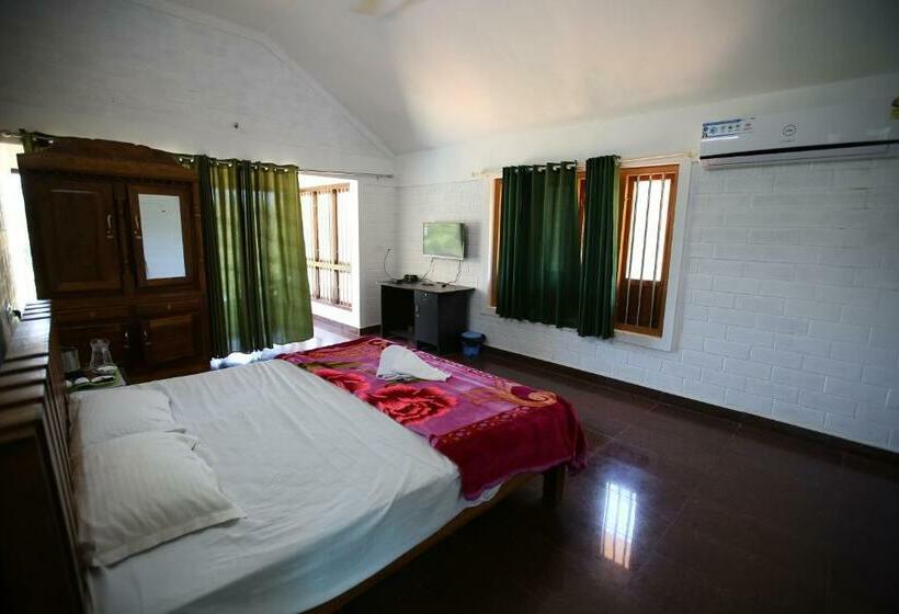 디럭스 룸 산전망, Humming Breeze Nature Retreat