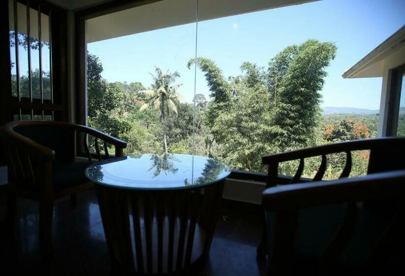 디럭스 룸 산전망, Humming Breeze Nature Retreat