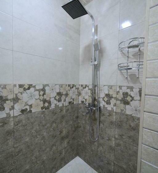 سوئیت 2 خوابه, Artstar