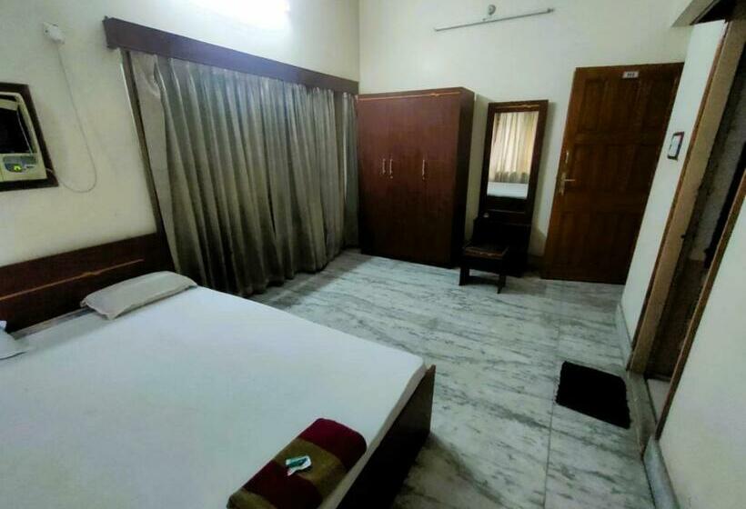 חדר סופריור, Staymaker Retro Residency