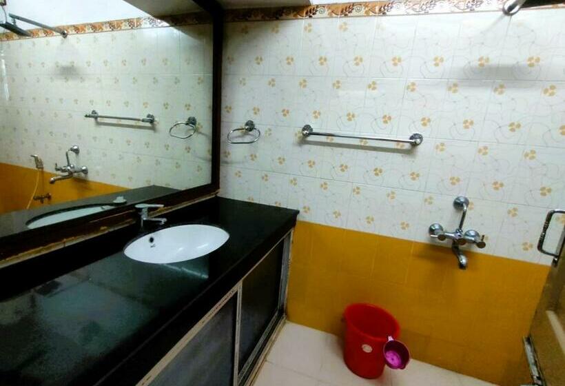 חדר סופריור, Staymaker Retro Residency