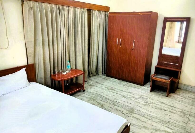 חדר סופריור, Staymaker Retro Residency