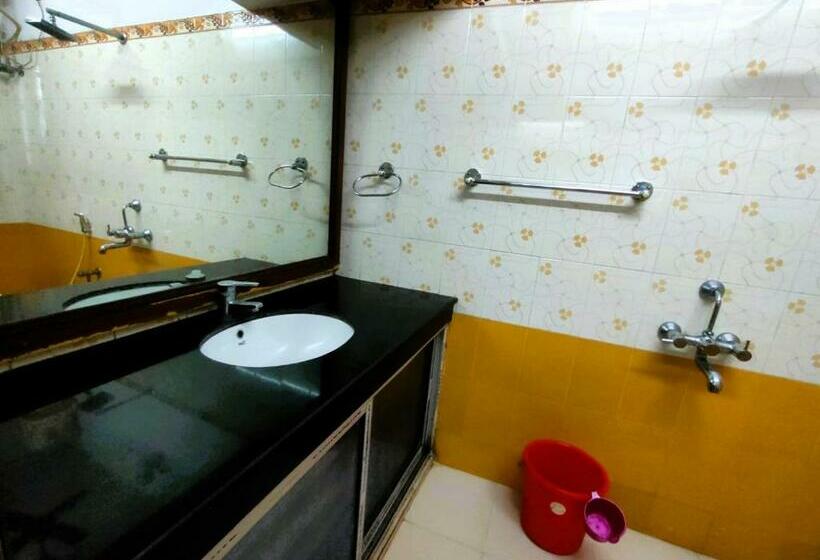 חדר סופריור, Staymaker Retro Residency