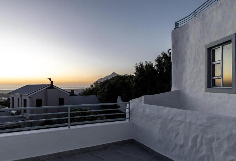 Люкс Deluxe Вид на Море, Capri Sands Luxury Guest House