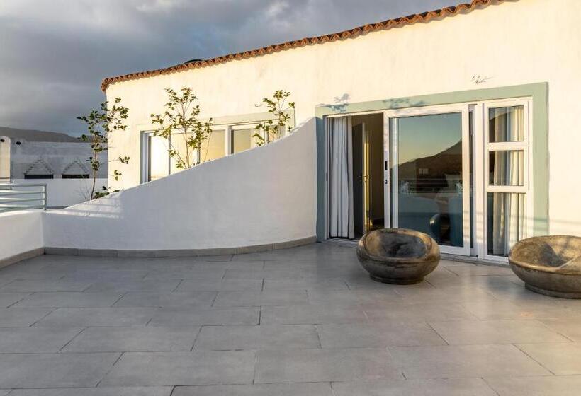 סוויטה עם מרפסת, Capri Sands Luxury Guest House