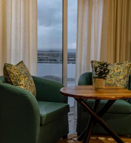 סוויטה עם מרפסת, Capri Sands Luxury Guest House