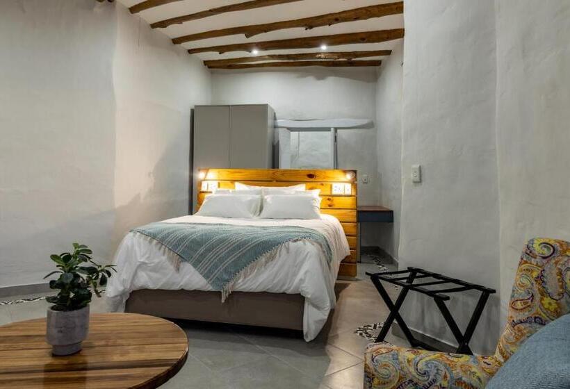 Люкс Повышенной Комфортности, Capri Sands Luxury Guest House
