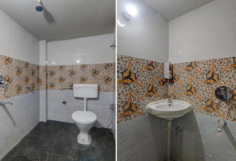 חדר קלאסי לשלושה, Fly Inn